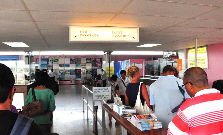 Controle van passagiers op Bonaire verloopt goed