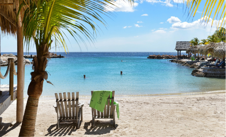 Meer toeristen naar Curaçao toegestaan, maatregelen blijven van kracht