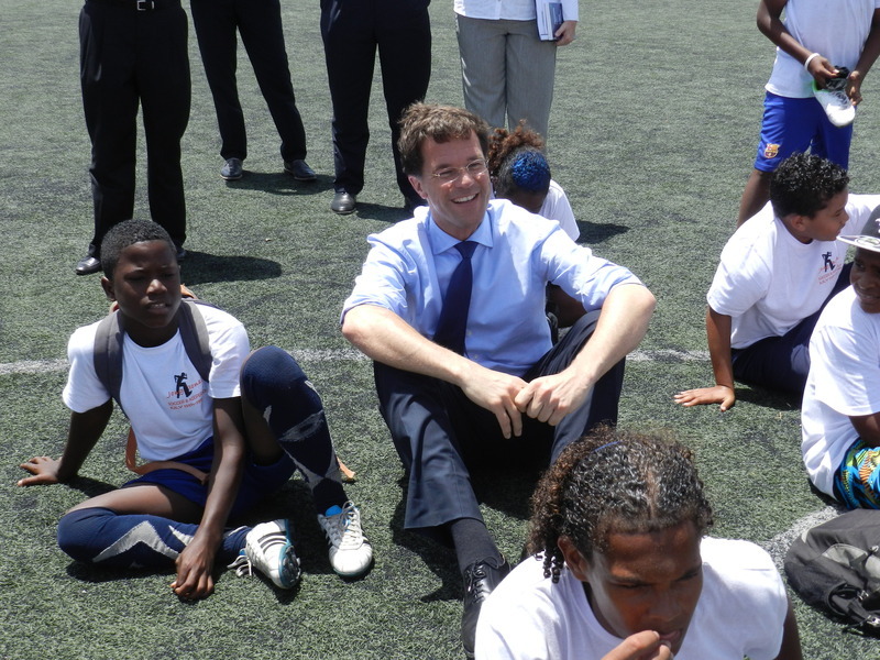 'Rutte, ga ook in gesprek met Bonairiaanse jongeren'