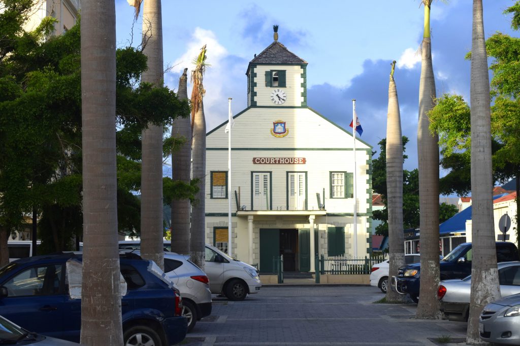 Voormalige griffier Hof Sint-Maarten veroordeeld