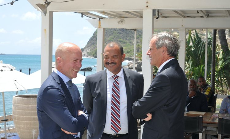 Staatssecretaris Raymond Knops bezoek Sint Eustatius, Saba en Sint Maarten 