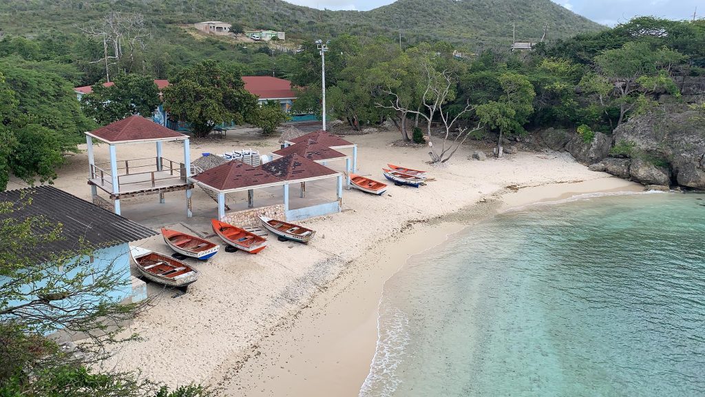 Coronamaatregelen eerder dan verwacht versoepeld op Curaçao
