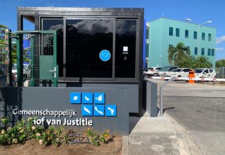 Afname rechtszaken op Curaçao door corona