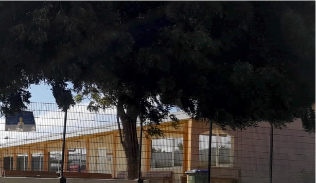 Openbaar Onderwijs Bonaire verplicht prikklok met vingerafdruk: ‘dit schendt onze privacy’