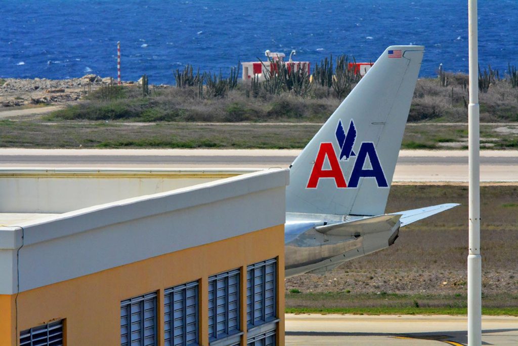 Amerika roept haar burgers op om niet meer naar Curaçao te vliegen