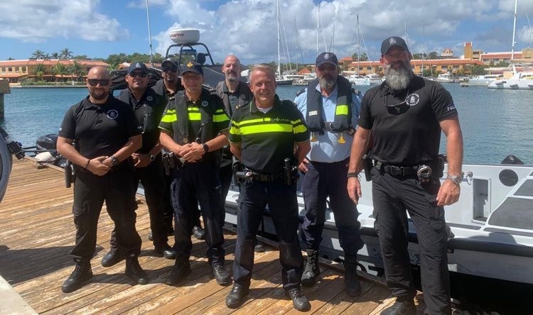 Agenten van Korps Politie Aruba op bezoek bij KPCN voor voorbereiding Maritieme Hub
