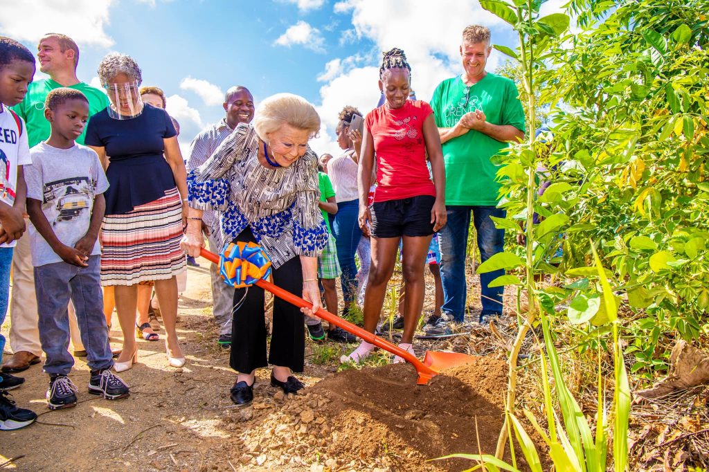 Prinses Beatrix test positief op coronavirus na bezoek aan Curaçao