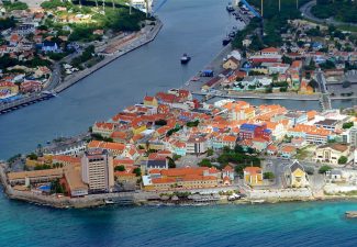Bedrijfsleven, organisaties en overheid Curaçao ondertekenen ‘Pact voor Punda’